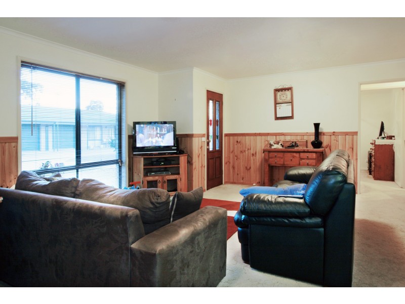 2/110 Tyers Street, Stratford VIC 3862