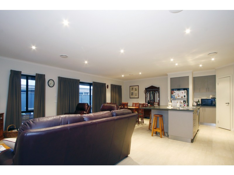 34 Dryden Place, Sale VIC 3850