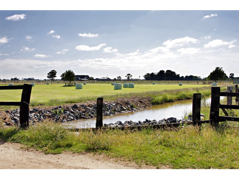 303 Somerton Park Road, Sale VIC 3850