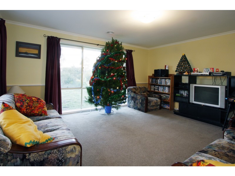 77 Reid Drive, Wurruk VIC 3850