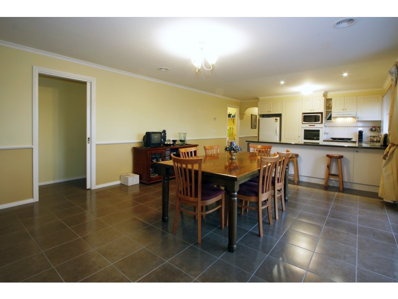 77 Reid Drive, Wurruk VIC 3850