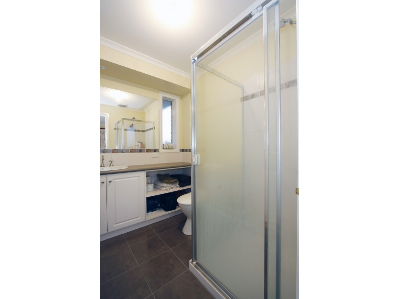 77 Reid Drive, Wurruk VIC 3850