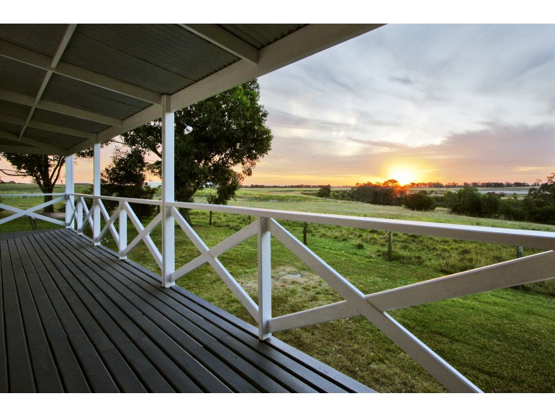 437 Briagolong Road, Stratford VIC 3862