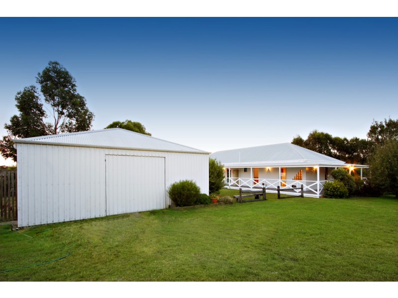 437 Briagolong Road, Stratford VIC 3862