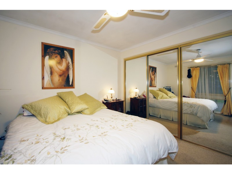 4 Lynette Court, Sale VIC 3850