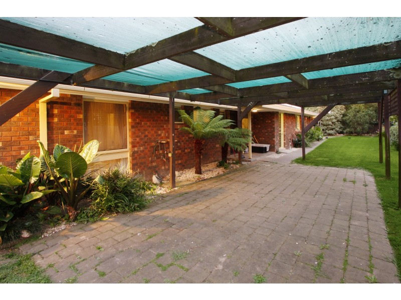 4 Lynette Court, Sale VIC 3850