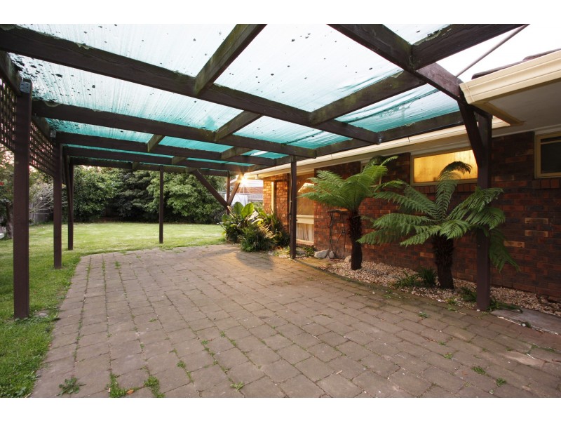4 Lynette Court, Sale VIC 3850