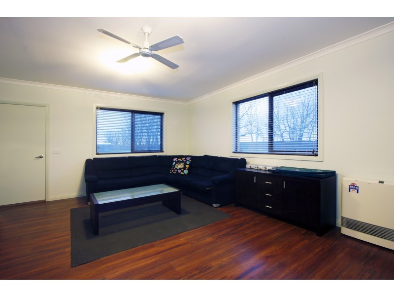 27 Evelyen Drive, Sale VIC 3850