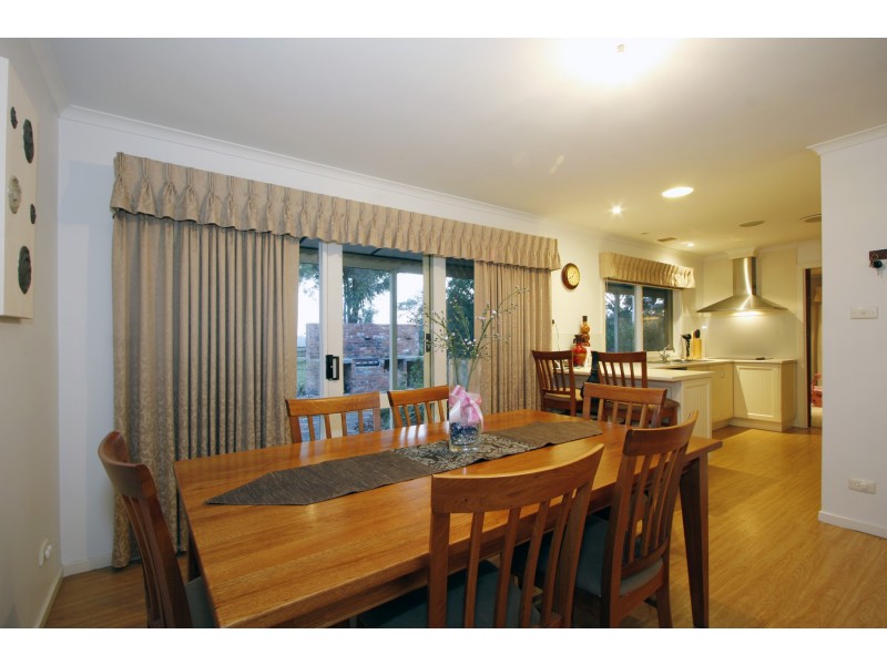 90 Vale Road, Longford VIC 3851