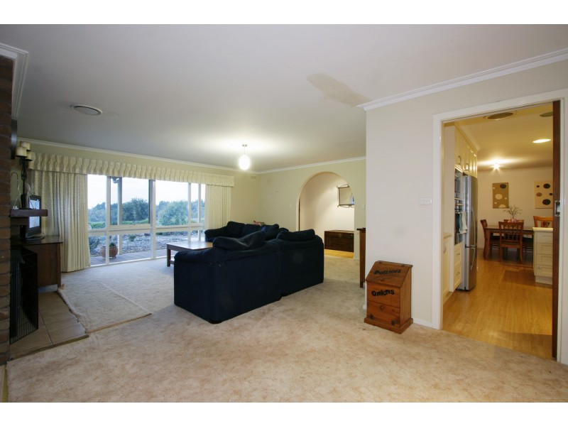 90 Vale Road, Longford VIC 3851