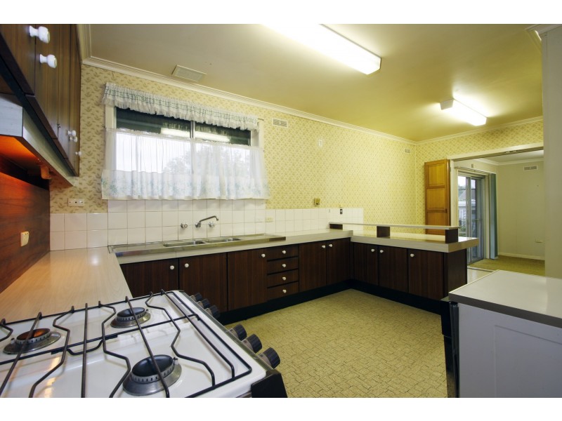 13-15 Lansdowne Street, Sale VIC 3850