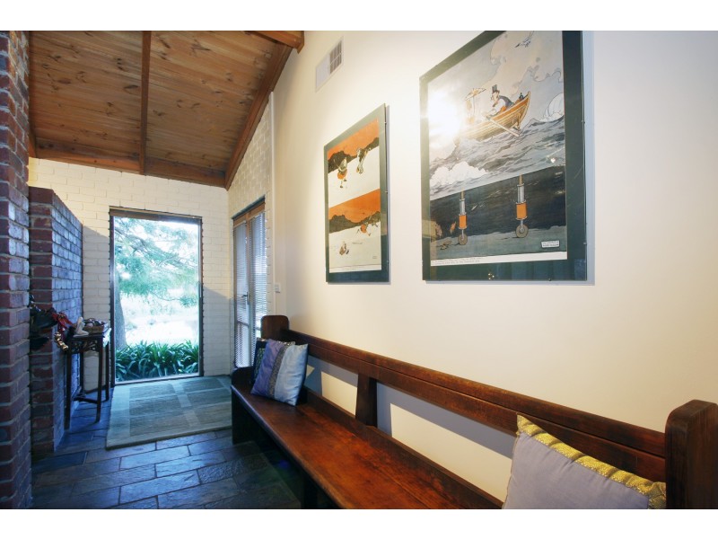 25 Wirra Mirra Drive, Wurruk VIC 3850