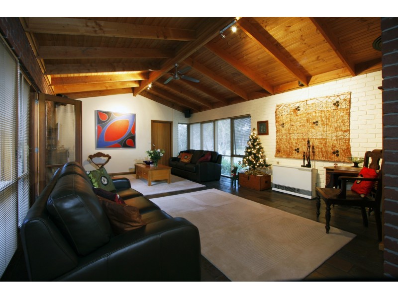 25 Wirra Mirra Drive, Wurruk VIC 3850