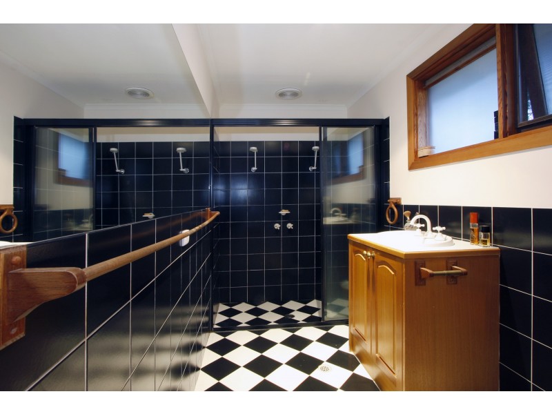 25 Wirra Mirra Drive, Wurruk VIC 3850