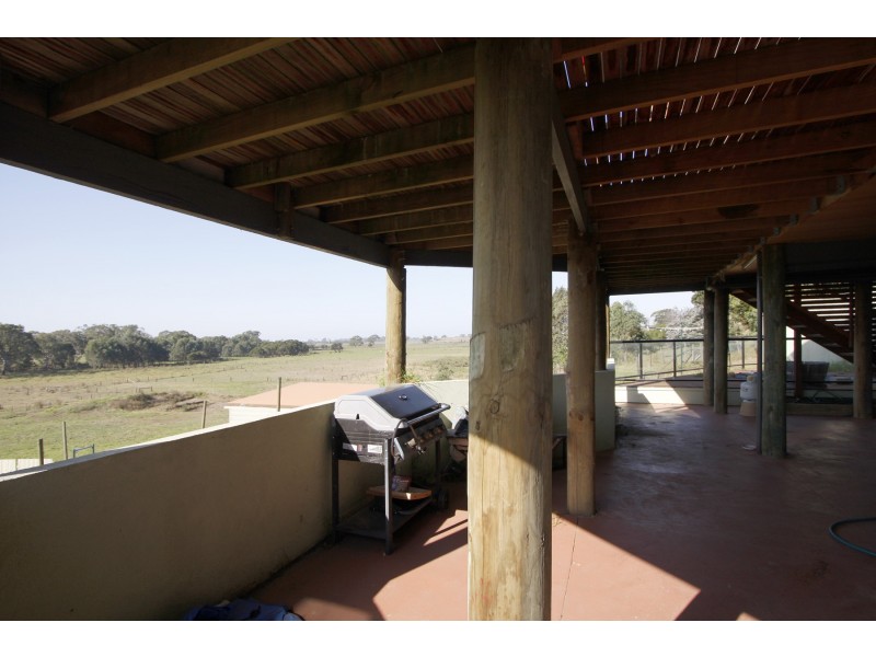 8 High Street, Longford VIC 3851