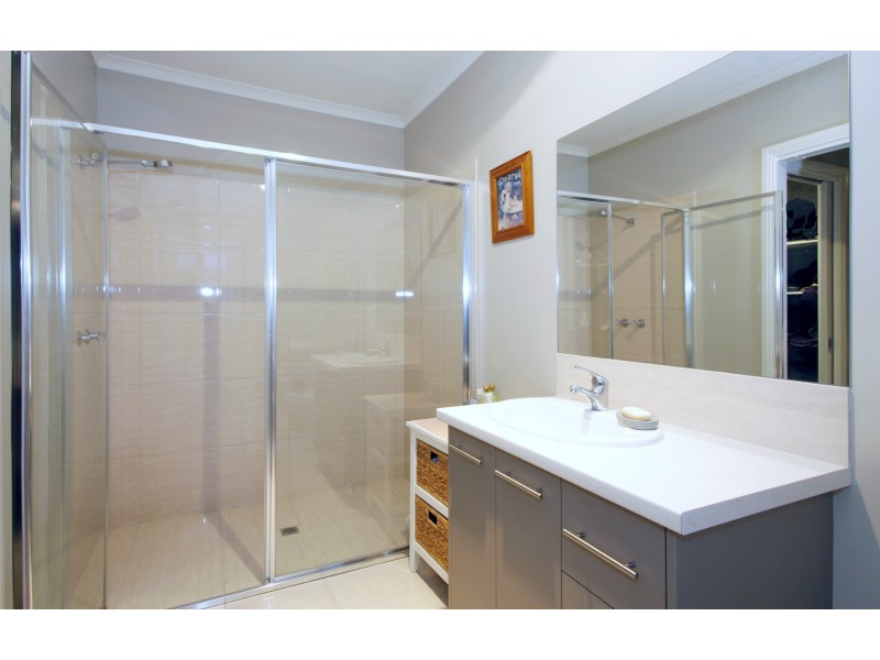 39 Sovereign Drive, Wurruk VIC 3850
