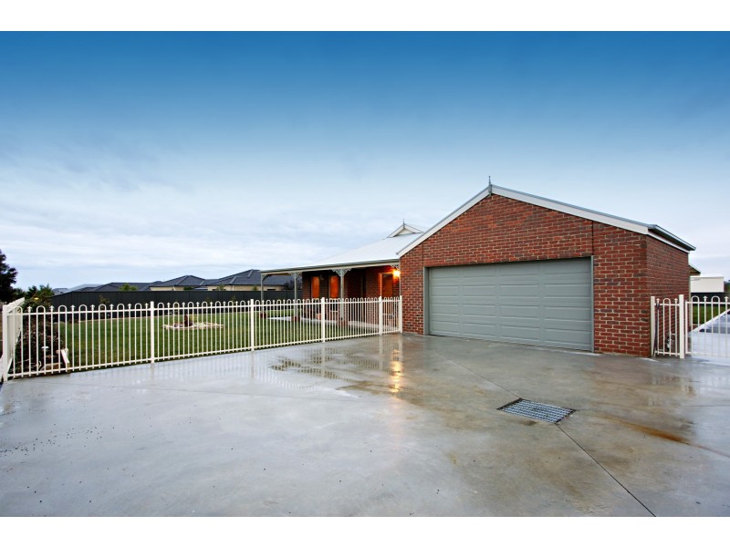 39 Sovereign Drive, Wurruk VIC 3850
