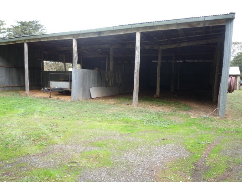 549 Nambrok Hall Road, Nambrok VIC 3847