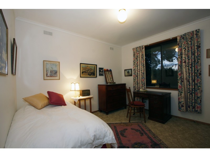 3 Elizabeth Court, Sale VIC 3850