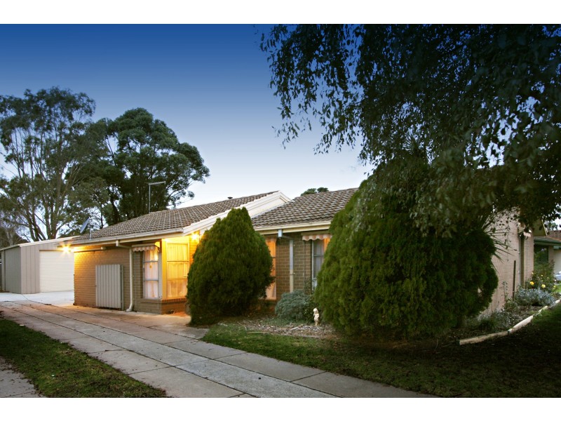 6 Chalmer Court, Sale VIC 3850