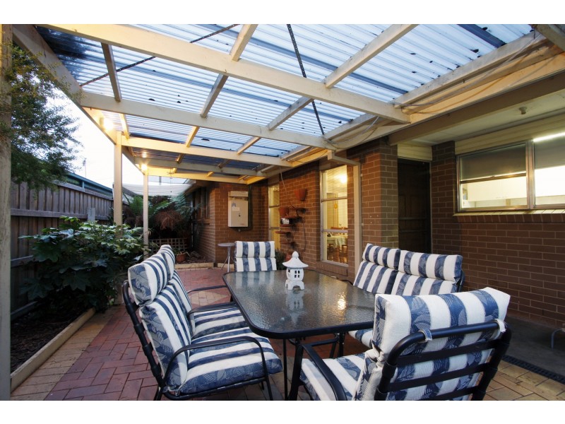 6 Chalmer Court, Sale VIC 3850