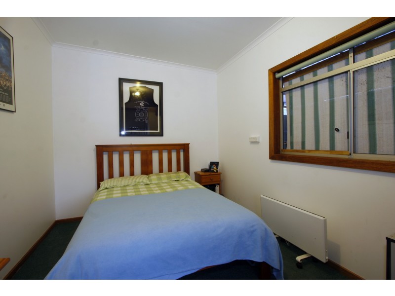 6 Jackson Avenue, Sale VIC 3850
