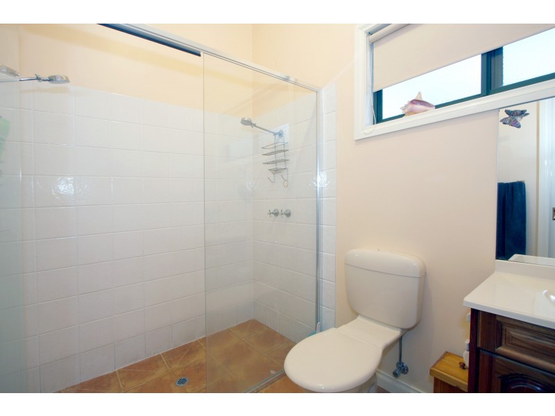 6 Hobson Street, Stratford VIC 3862
