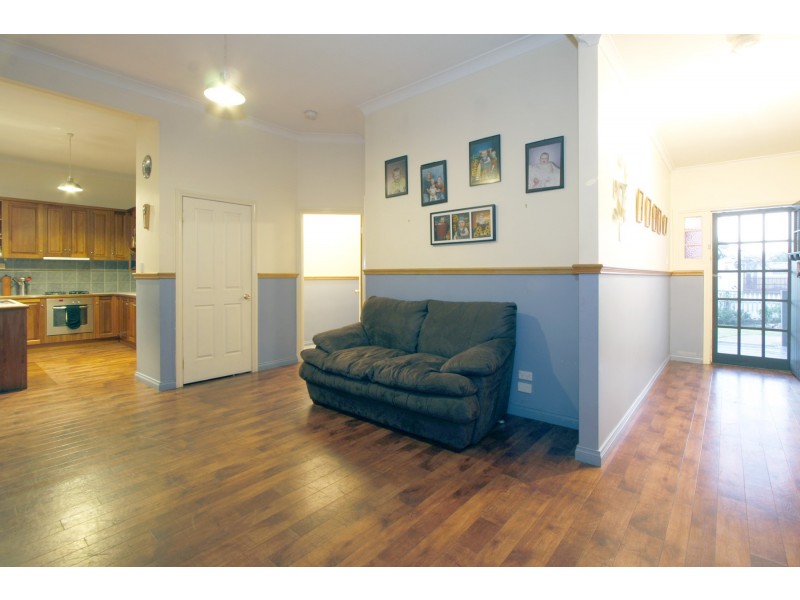 6 Hobson Street, Stratford VIC 3862