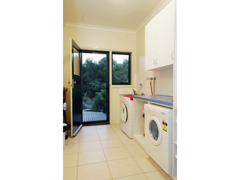 26 McColl Drive, Longford VIC 3851