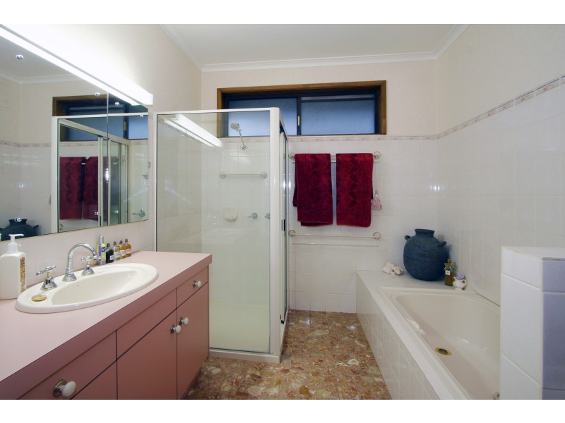 1 Indra Court, Sale VIC 3850
