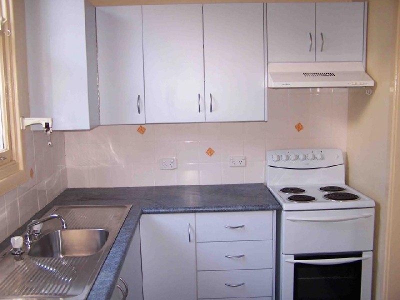 11 Farrell Rd, Bulli NSW 2516