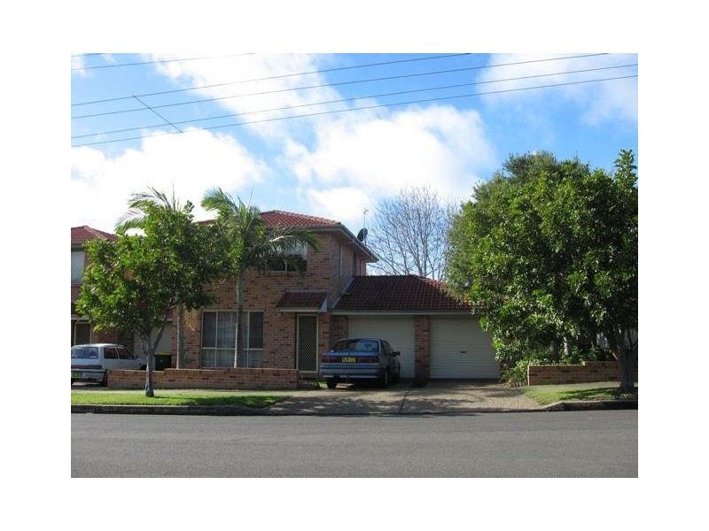 1/6 Stanley St, Lake Illawarra NSW 2528