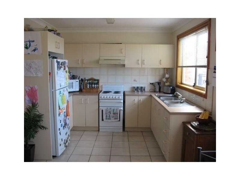 1/6 Stanley St, Lake Illawarra NSW 2528