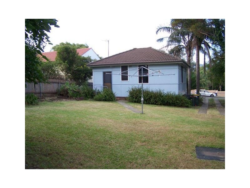 9  Farrell Rd, Bulli NSW 2516