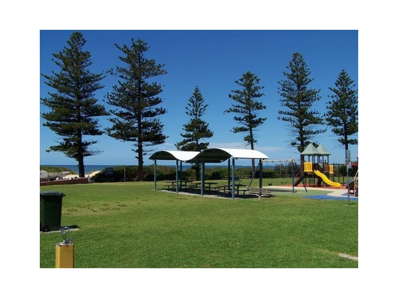 9  Farrell Rd, Bulli NSW 2516