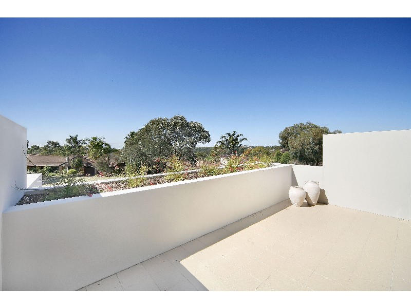 67′ Warrangarree Drive, Woronora Heights NSW 2233