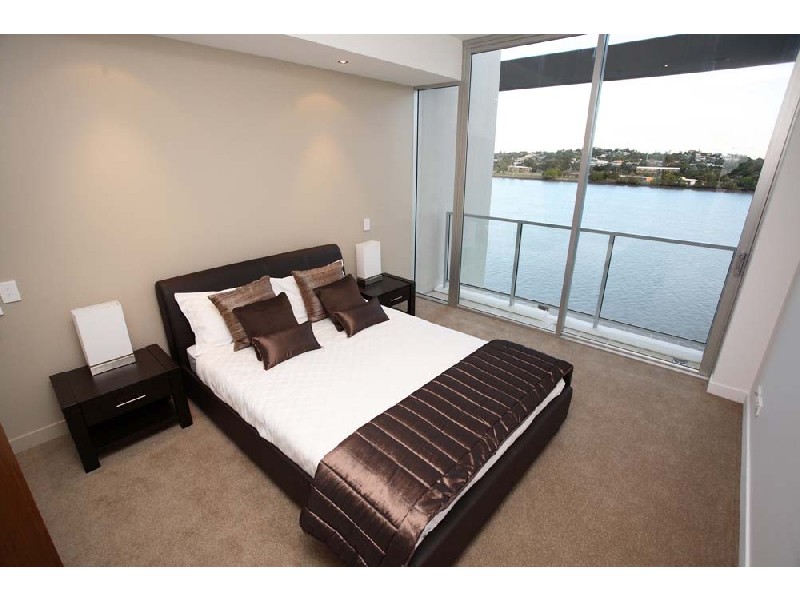 152/37 Harbour Road, Hamilton QLD 4007