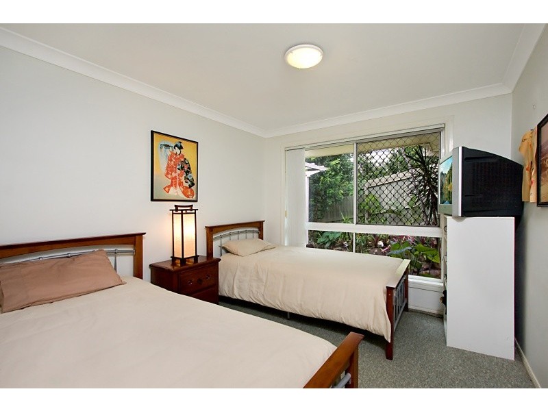 2/34 Tralee Drive, Banora Point NSW 2486