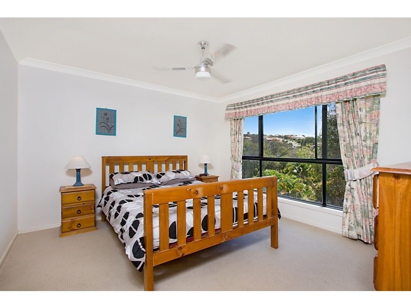 7 Donegal Court, Banora Point NSW 2486