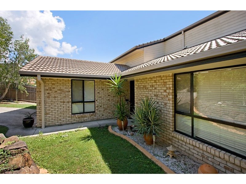 7 Donegal Court, Banora Point NSW 2486