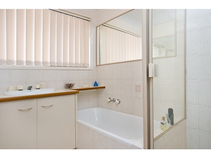 2/1 Crystal Waters Drive, Tweed Heads NSW 2485