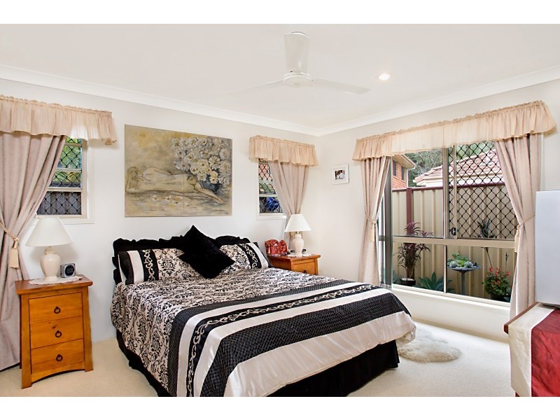 2/155 Botanical Circuit, Banora Point NSW 2486