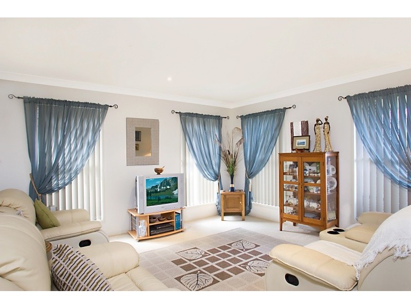 2/155 Botanical Circuit, Banora Point NSW 2486