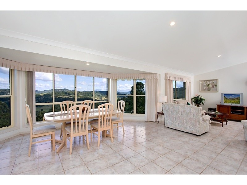 4 Fir Street, Bilambil Heights NSW 2486