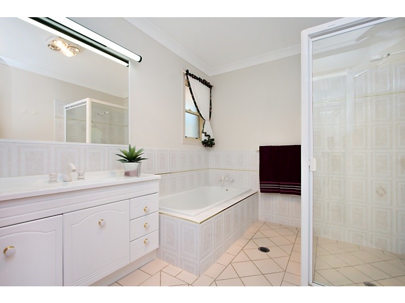 4 Fir Street, Bilambil Heights NSW 2486