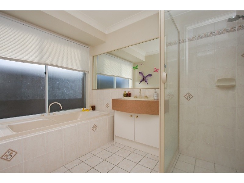 67 Botanical Circuit, Banora Point NSW 2486