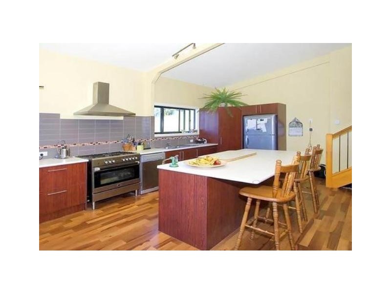 12 Kanes Road, Round Mountain NSW 2484