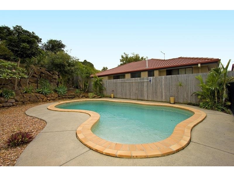 16 Grassmere Court, Banora Point NSW 2486