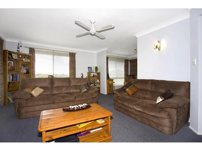 1 Chestnut Drive, Banora Point NSW 2486