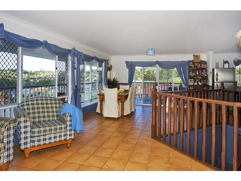 24 Grassmere Court, Banora Point NSW 2486